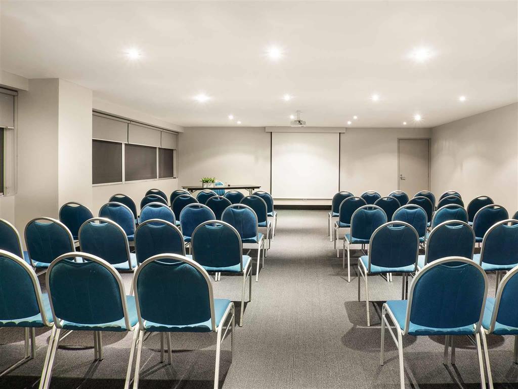 Hotel Indigo Brisbane City Centre, An Ihg Hotel المظهر الخارجي الصورة Meeting room at the hotel