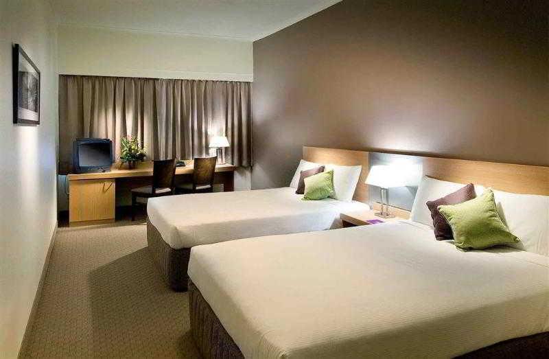 Hotel Indigo Brisbane City Centre, An Ihg Hotel المظهر الخارجي الصورة A typical room at the hotel